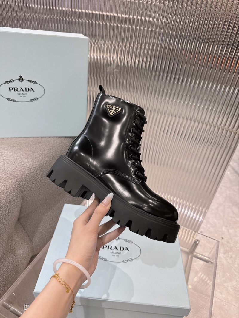 Pra*a boots